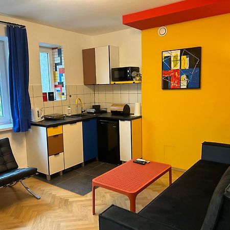 Cybulskiego Guest Rooms Krakow Bagian luar foto
