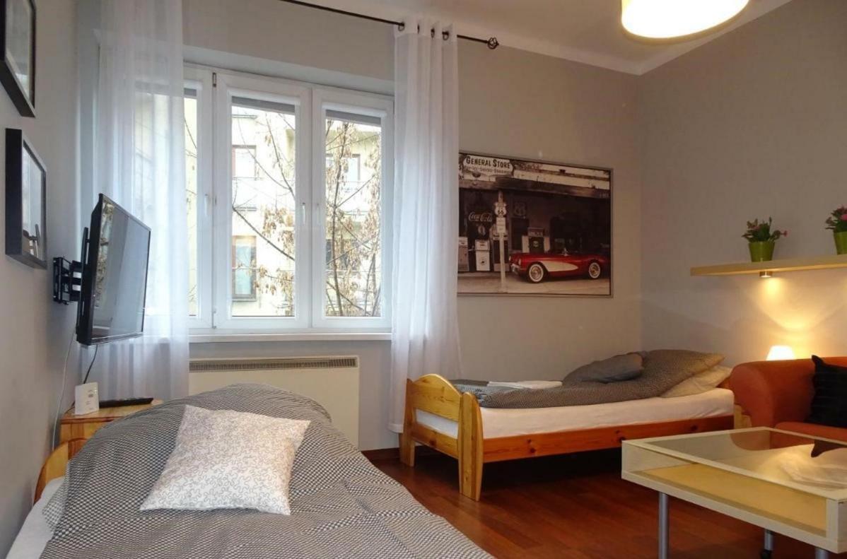 Cybulskiego Guest Rooms Krakow Bagian luar foto