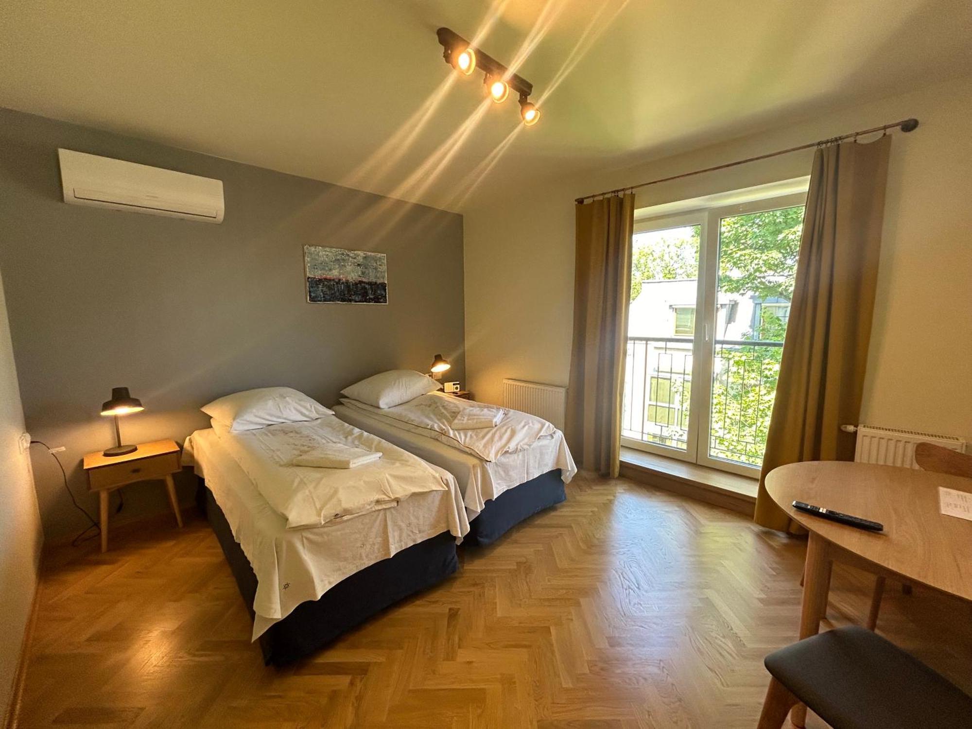 Cybulskiego Guest Rooms Krakow Bagian luar foto
