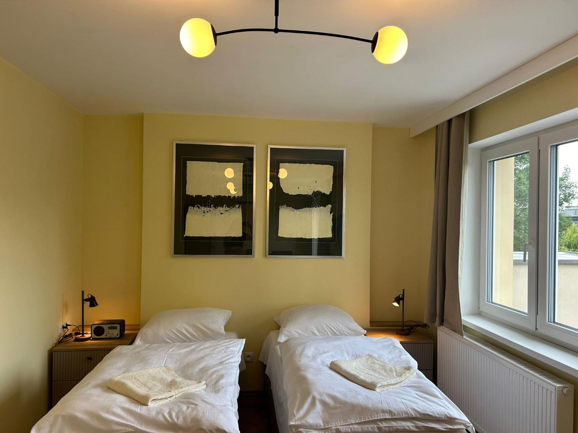 Cybulskiego Guest Rooms Krakow Bagian luar foto